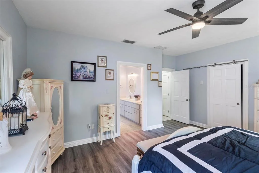 Photo of 27 WINDING CREEK WAY