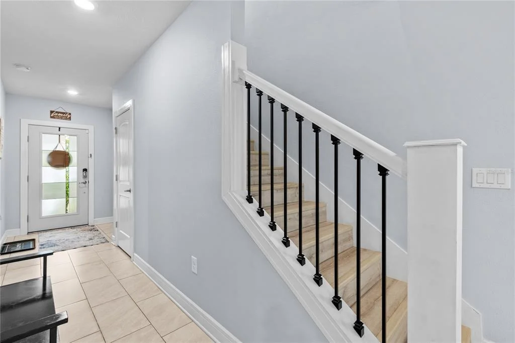 Photo of 9109 ROYAL RIVER CIRCLE