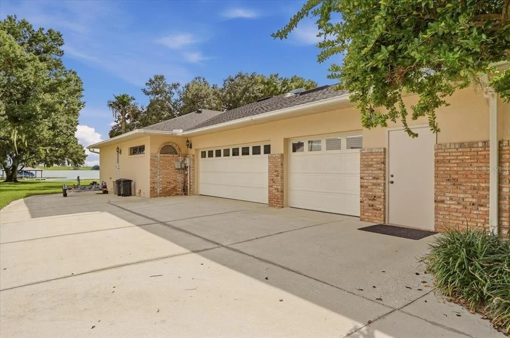 Photo of 557 SUTTON ROAD