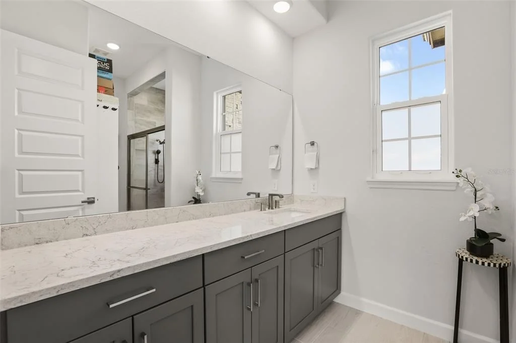 Photo of 260 HAMPTON LOOP