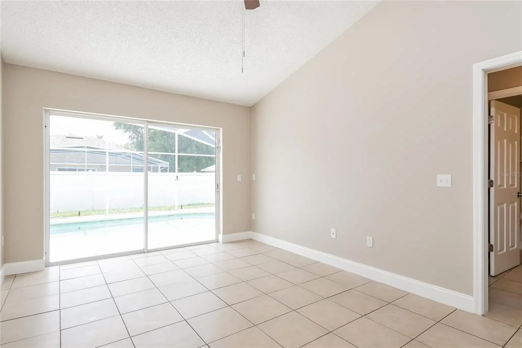 Photo of 348 WALPOLE LOOP