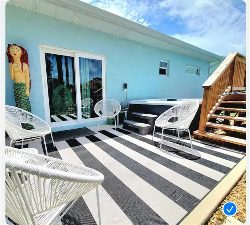 Photo of 562 FLAMINGO ROAD