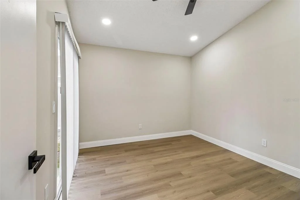 Photo of 106 LAMPLIGHTER DRIVE
