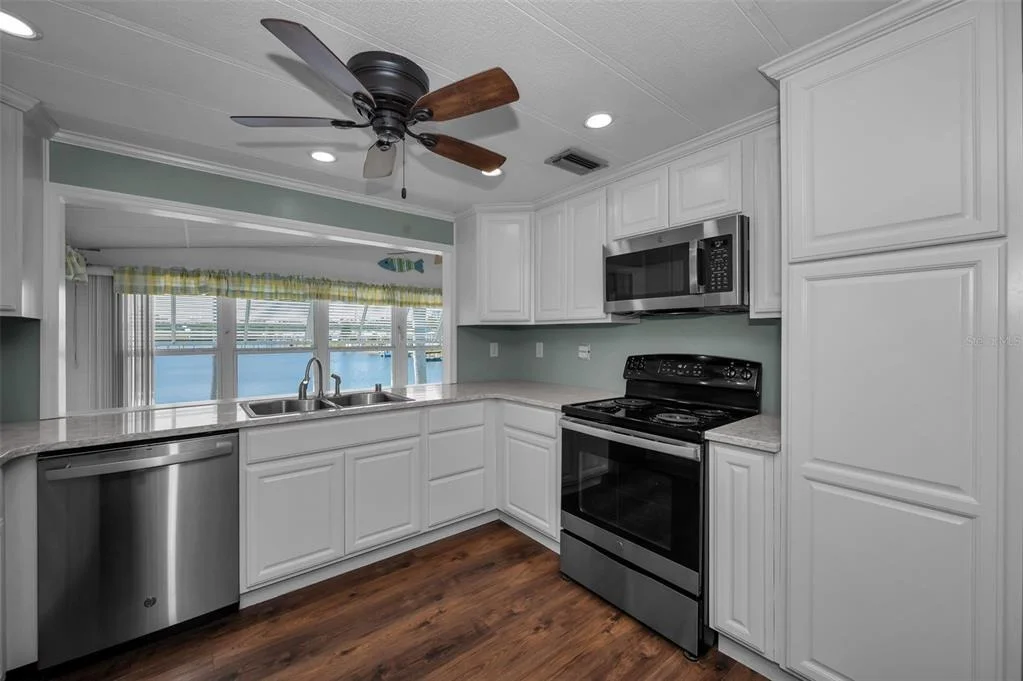 Photo of 4706 BURNEY DRIVE