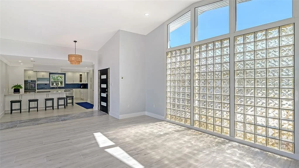 Photo of 619 BUTTONWOOD DRIVE