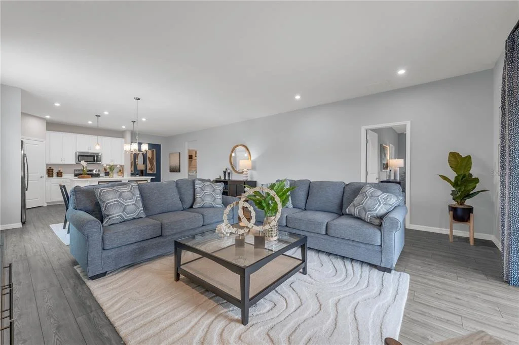 Photo of 5824 CLIFFBOW LOOP