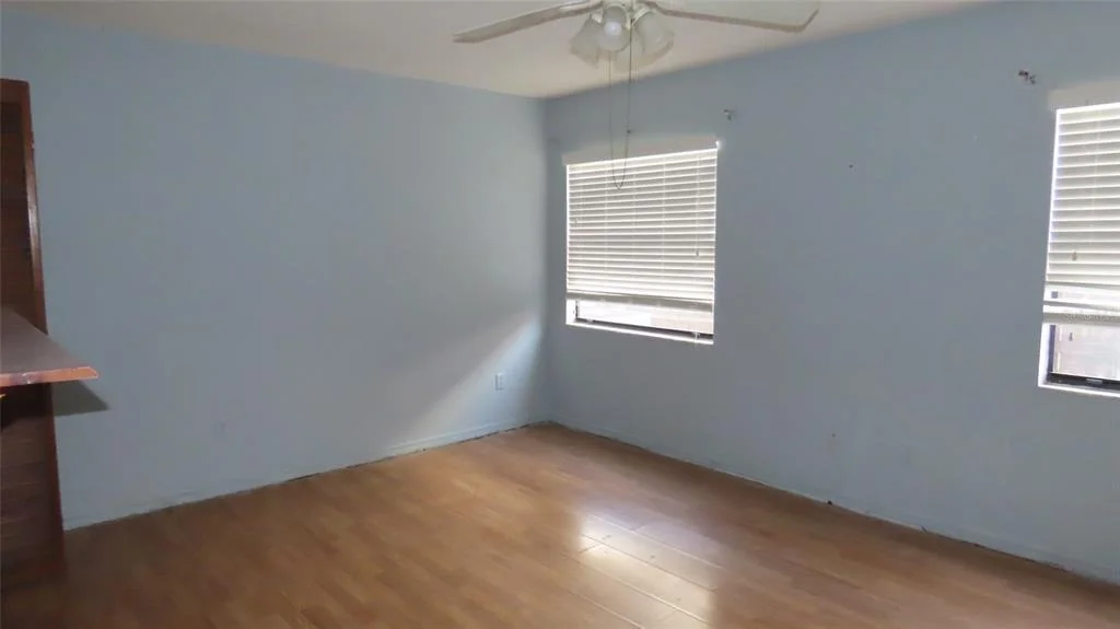 Photo of 3326 WHISPERING DRIVE N