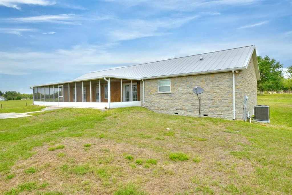 Photo of 325 STENSTROM ROAD