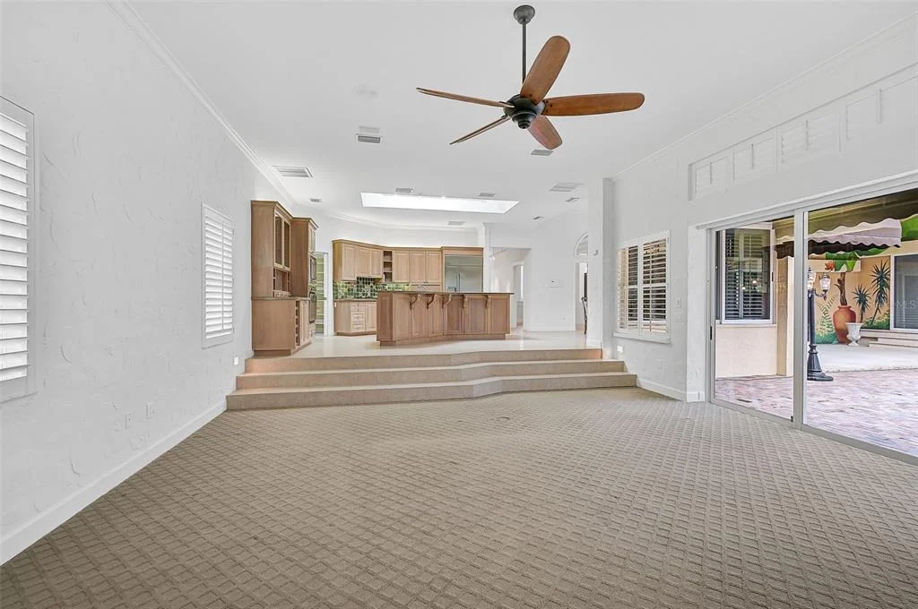 Photo of 909 MACEWEN DRIVE