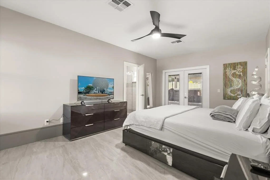 Photo of 808 EDGEWATER DRIVE