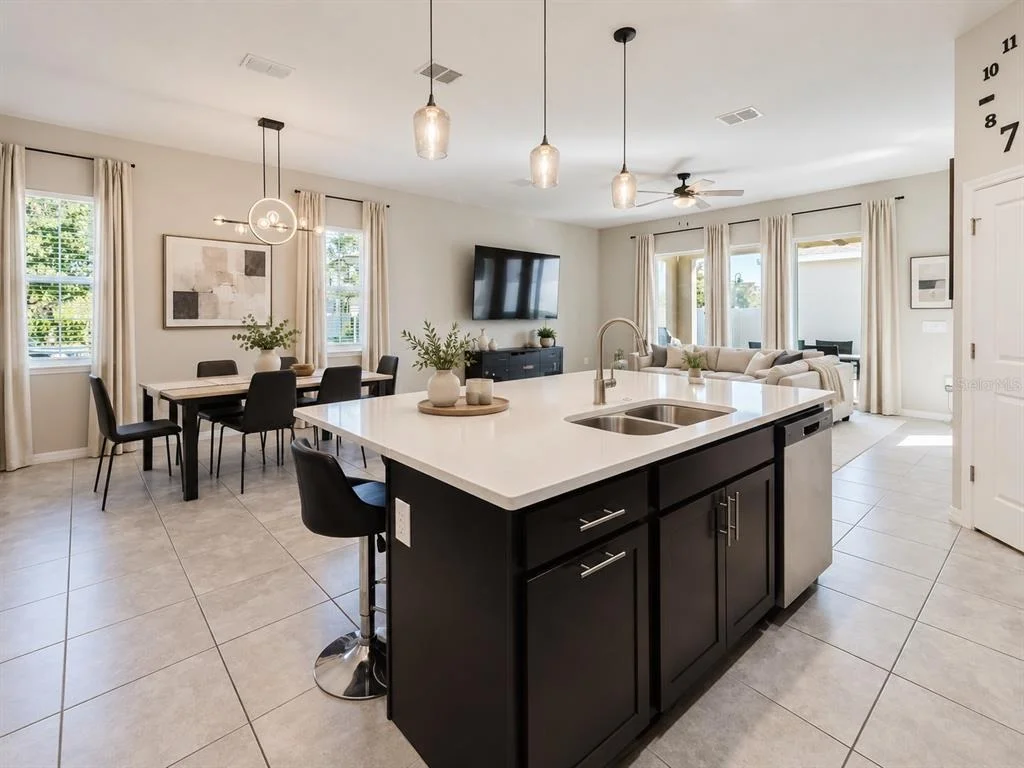 Photo of 16012 MICELLI DRIVE