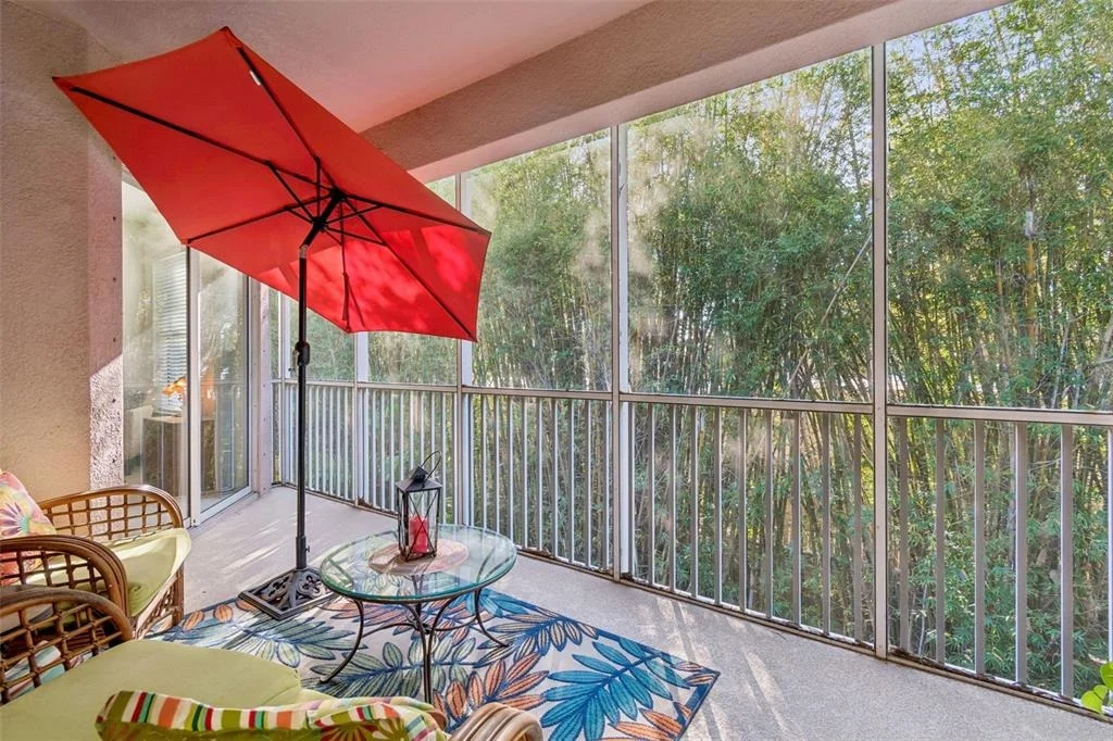 Photo of 894 LANTERN WAY