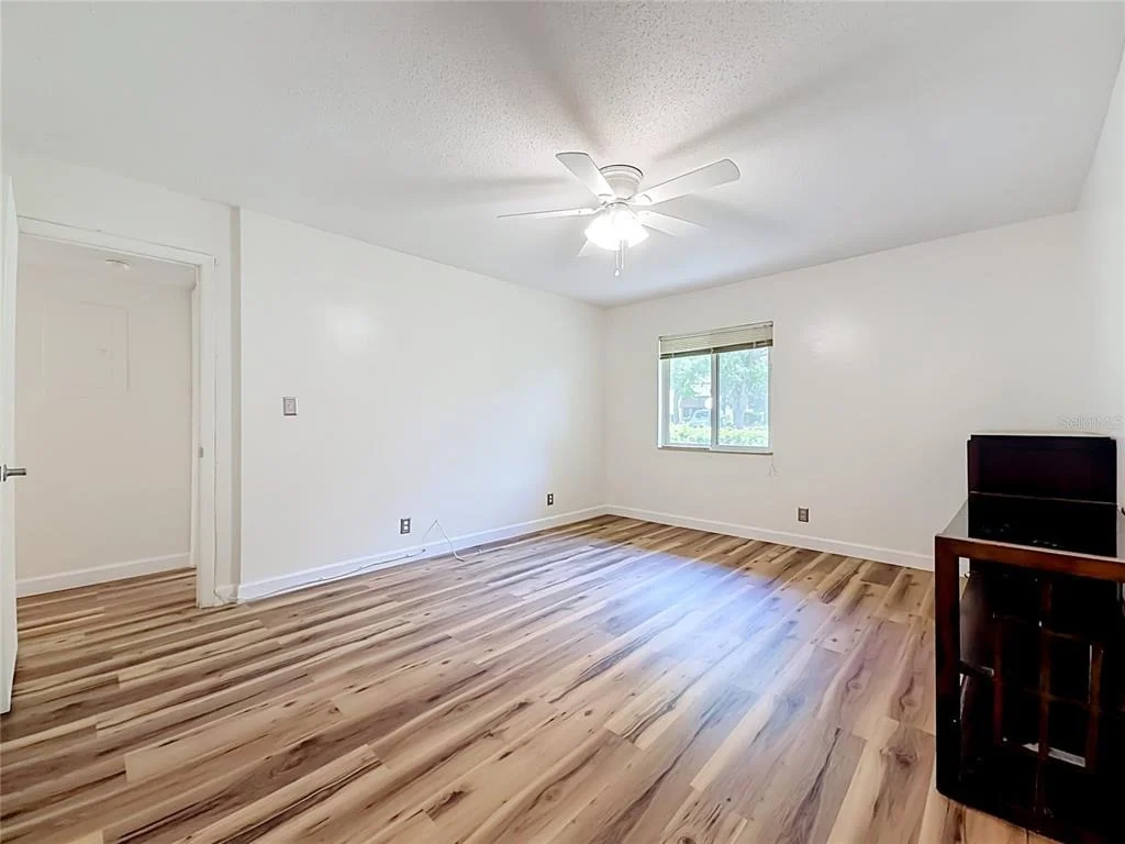 Photo of Unit A at 655 MIDWAY DRIVE
