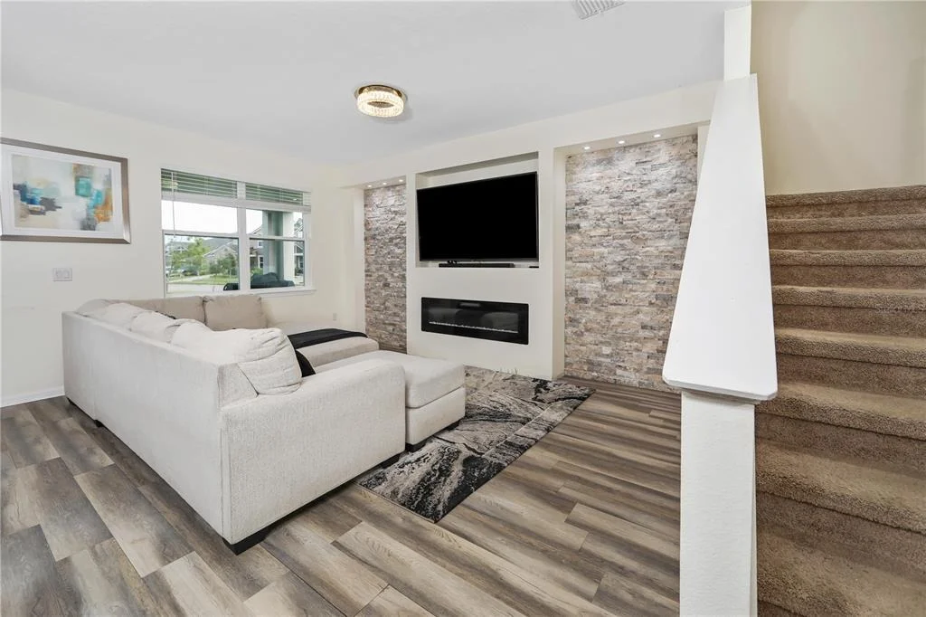 Photo of 3107 STONEGATE DRIVE
