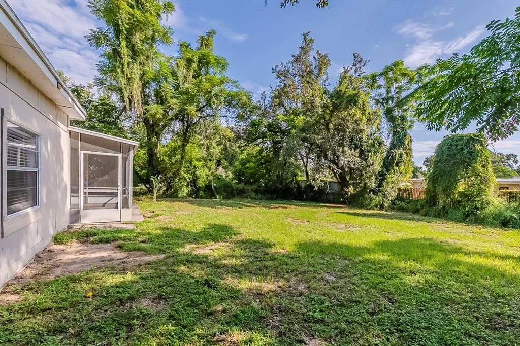 Photo of 1007 EMERALDA ROAD