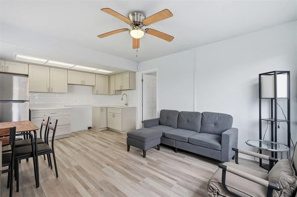 Photo of Unit 2 at 17880 GULF BOULEVARD