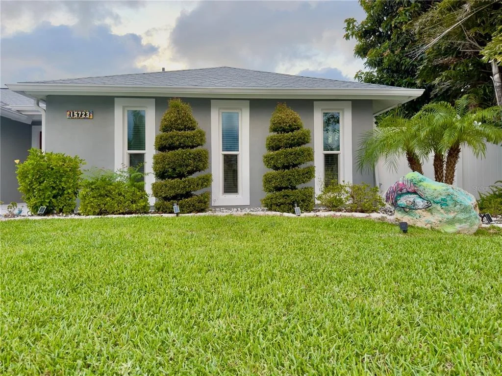 Photo of 15723 DONZI DRIVE