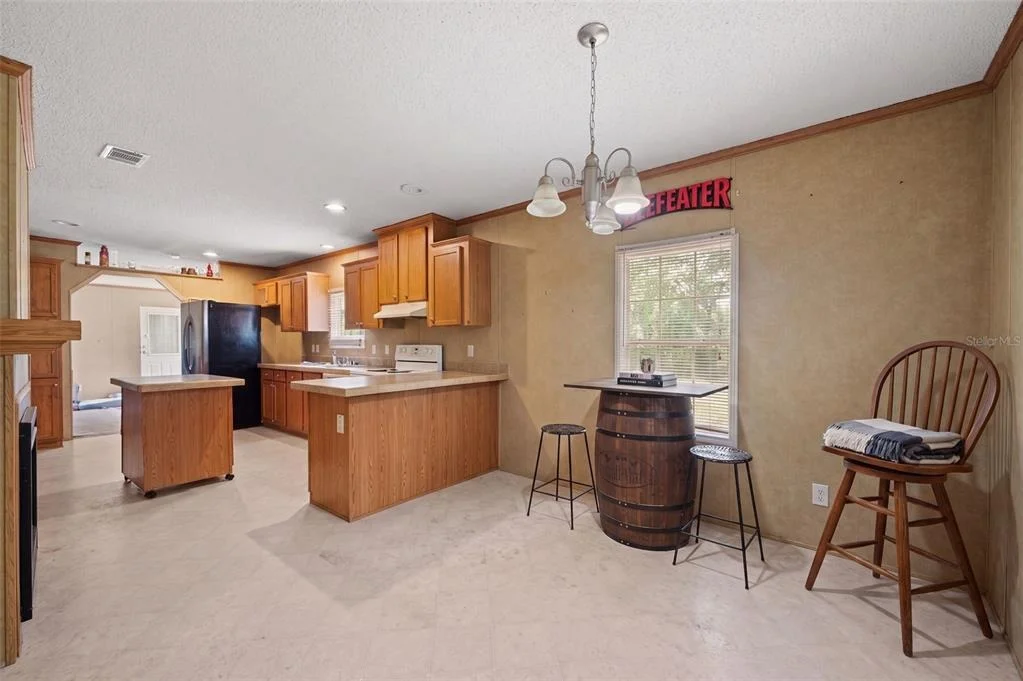 Photo of 9798 STATE ROAD 100 W