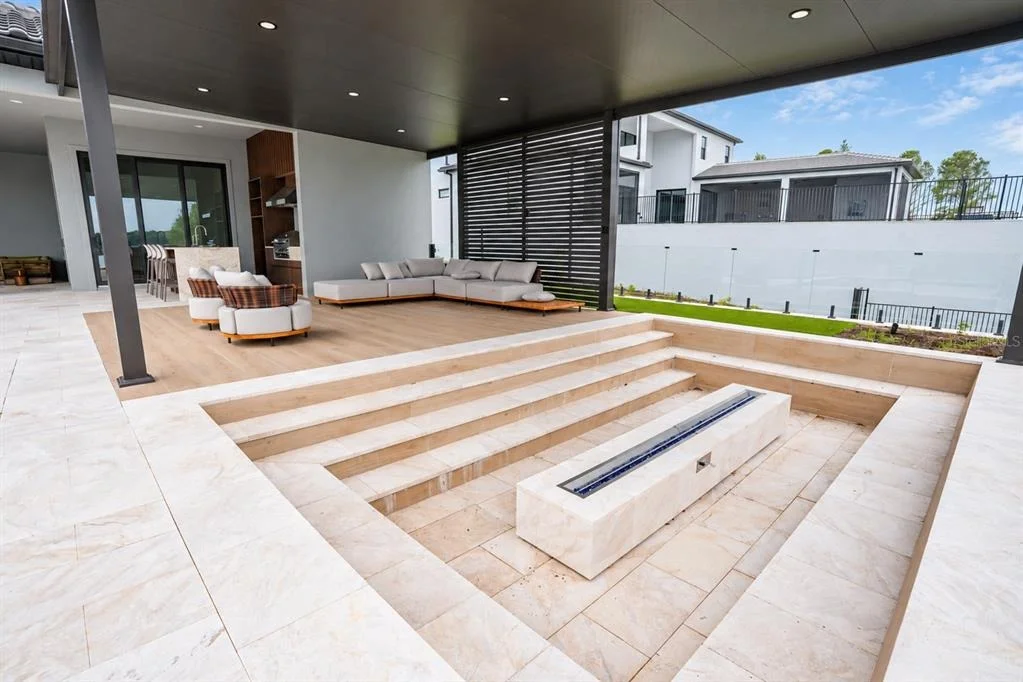 Photo of 15125 PENDIO DRIVE