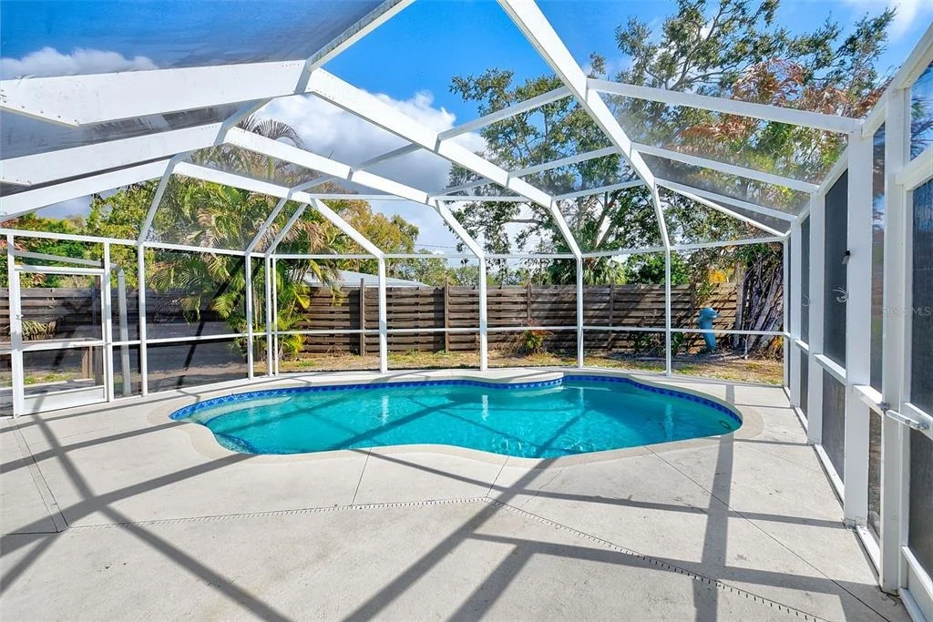Photo of 3946 OMEGA CIRCLE