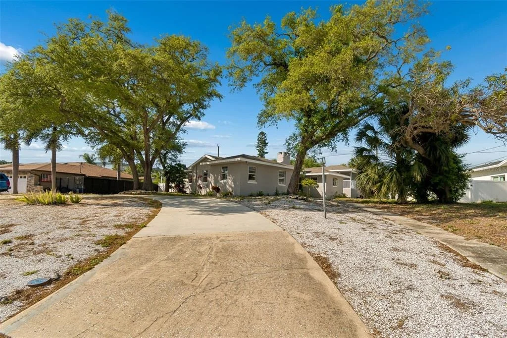 Photo of 125 HARBOR BLUFF DRIVE