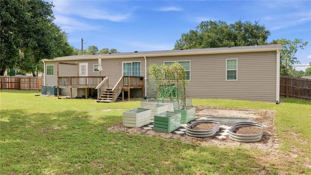 Photo of 122 SE 70TH CIRCLE
