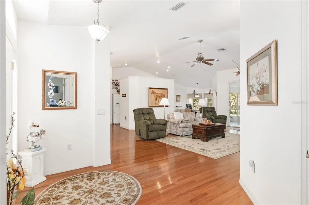 Photo of 999 NE 120 PLACE