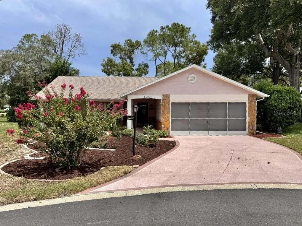 Photo of 6264 DARIEN WAY