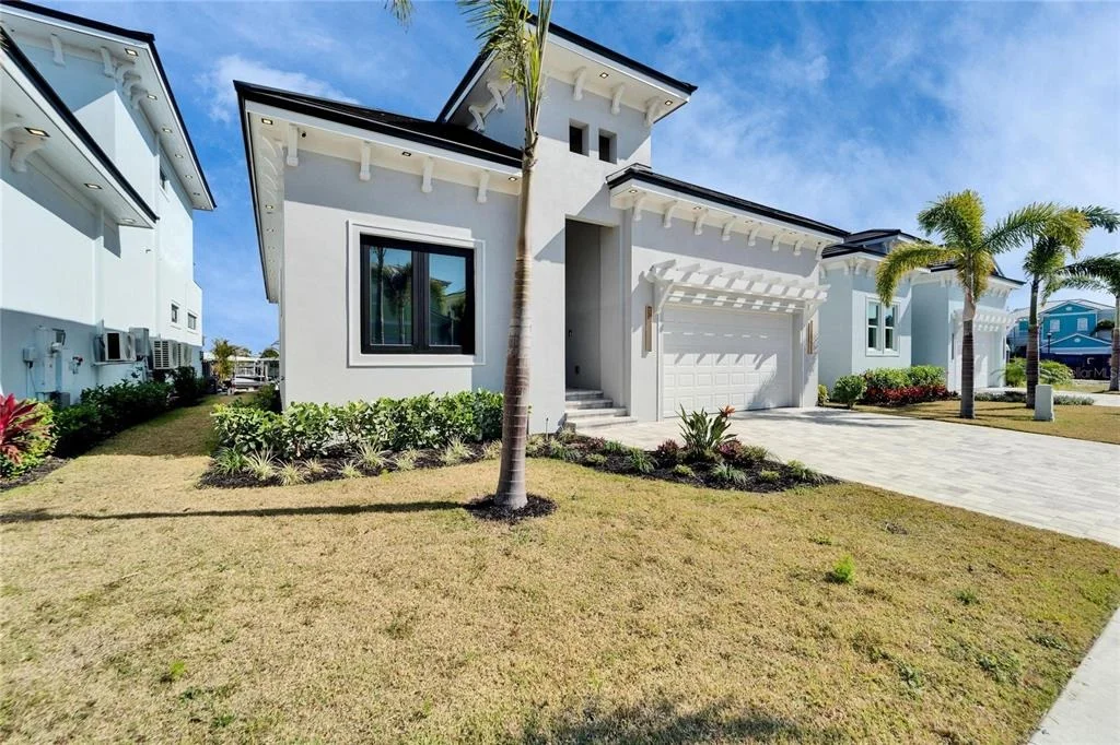 Photo of 6540 SIMONE SHORES CIRCLE