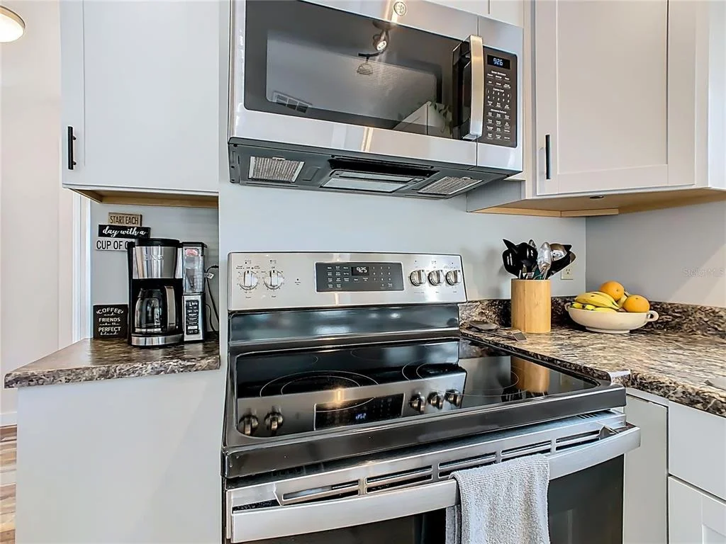 Photo of 446 PINE LOOP