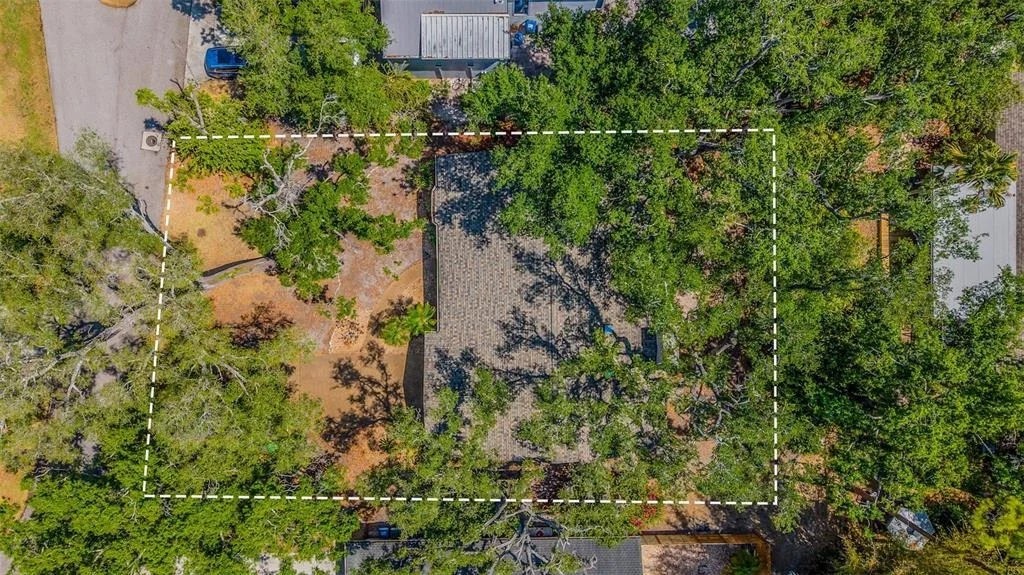Photo of 2749 GREENDALE DRIVE