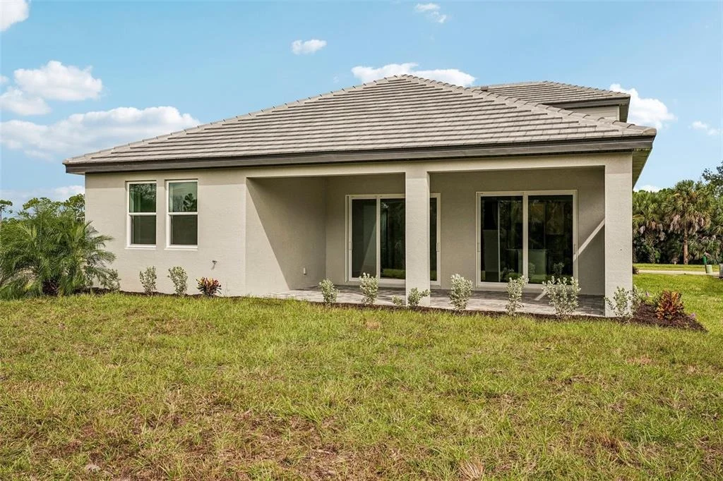 Photo of 9706 CRYSTAL ISLES CIRCLE
