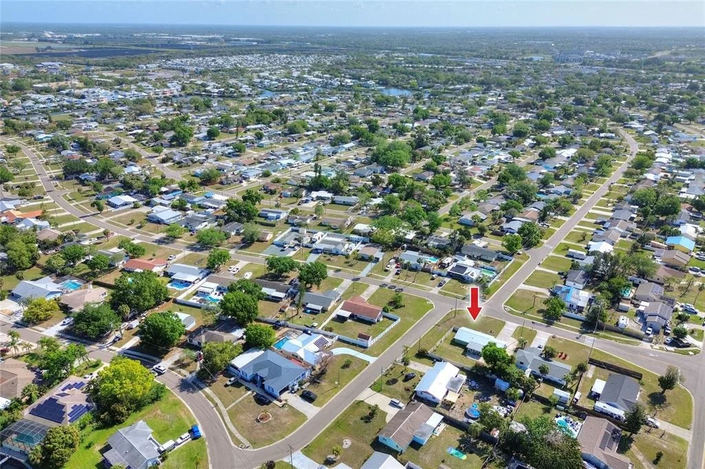 Photo of 6108 FAIRWAY BOULEVARD