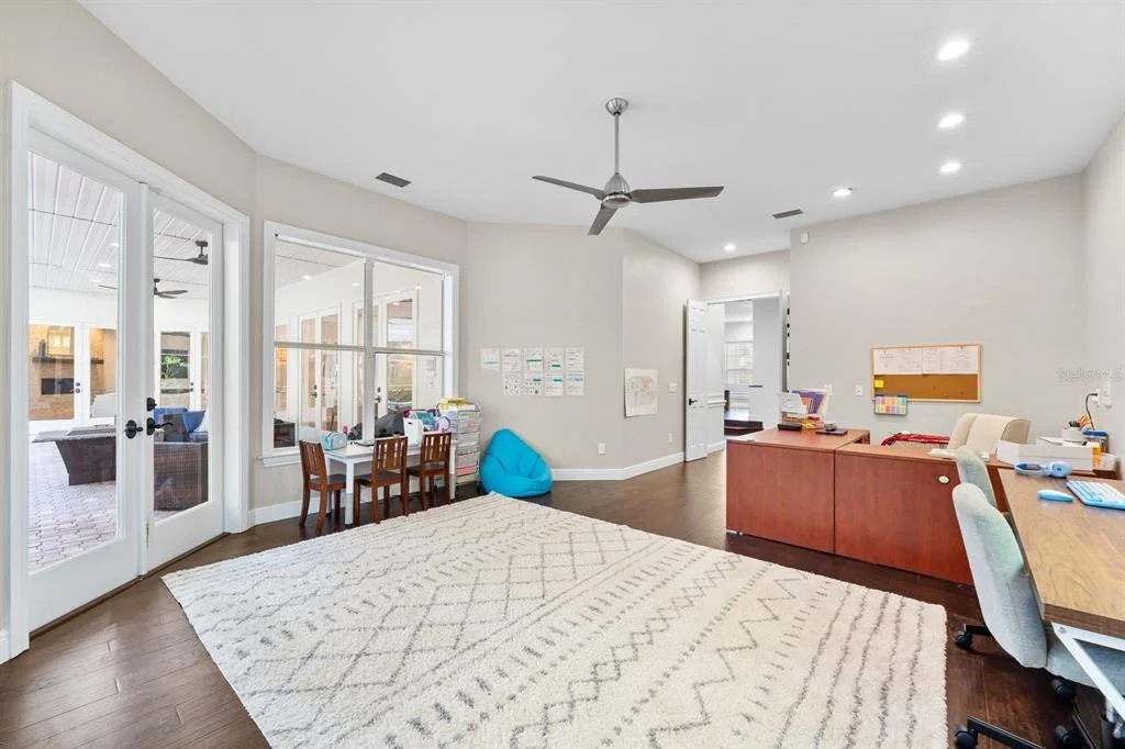 Photo of 6413 MACLAURIN DRIVE
