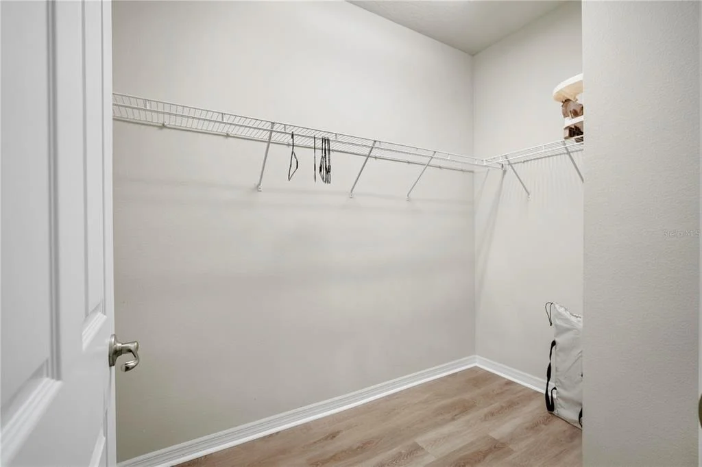 Photo of 4007 OAKRISE LOOP