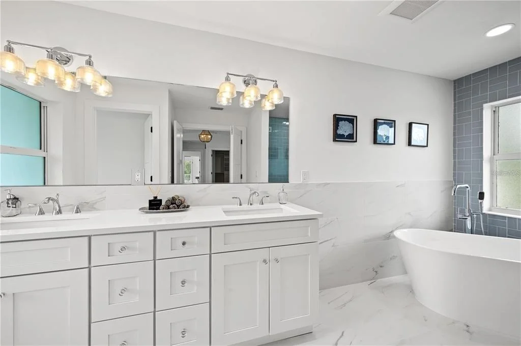 Photo of 1647 SIESTA DRIVE