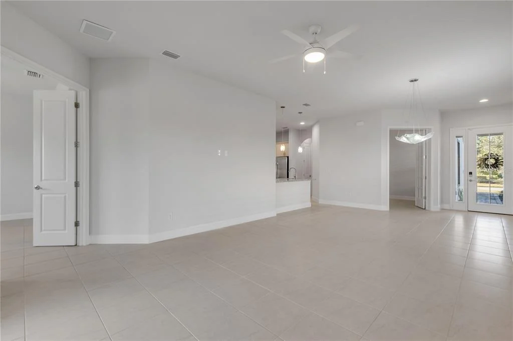 Photo of 844 PINEWOOD DRIVE