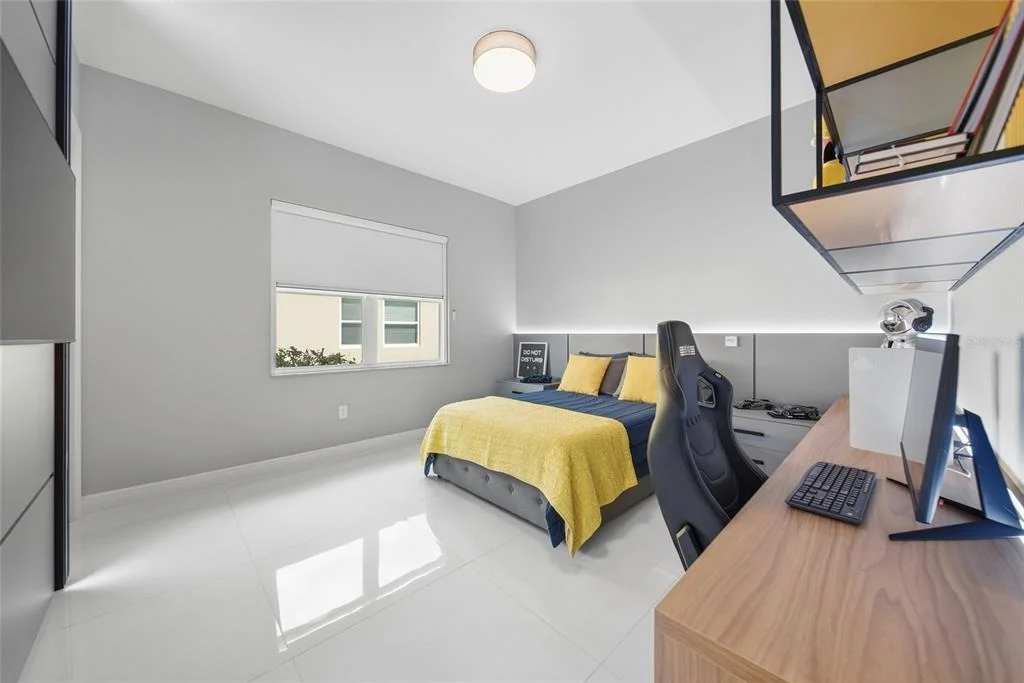 Photo of 2420 COCO PALM CIRCLE