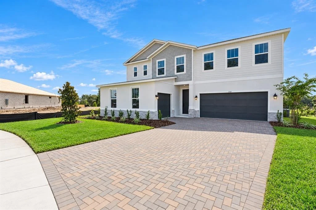 Photo of 714 EMERALD GROVE DRIVE