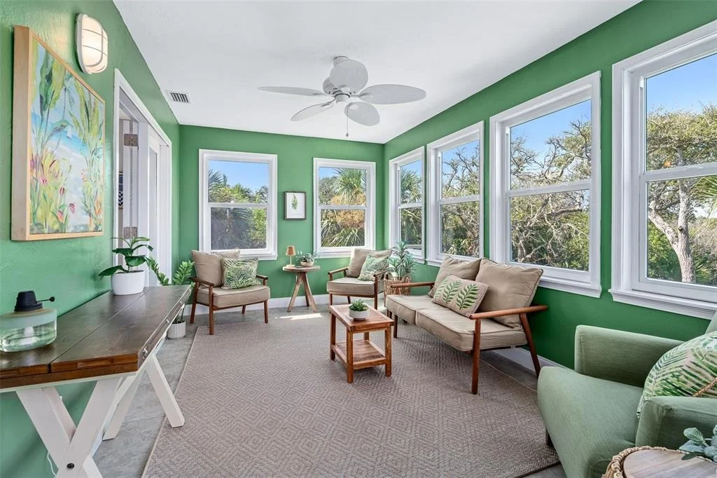 Photo of 1843 OAK PLACE