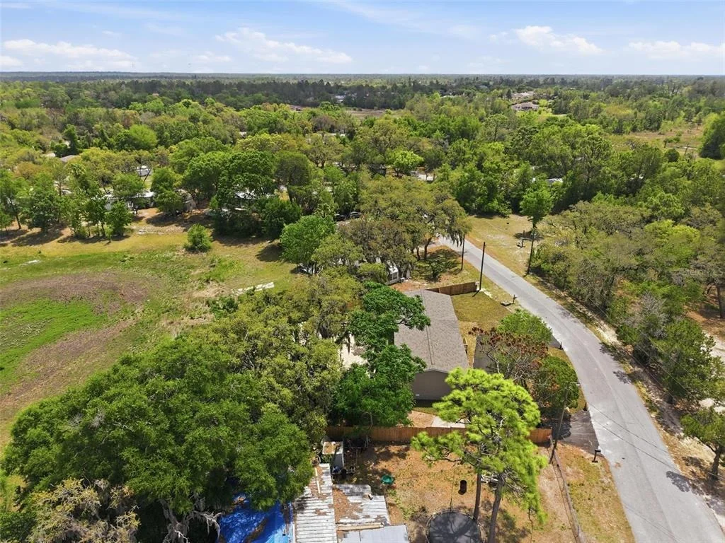 Photo of 9533 ROUND LAKE DRIVE