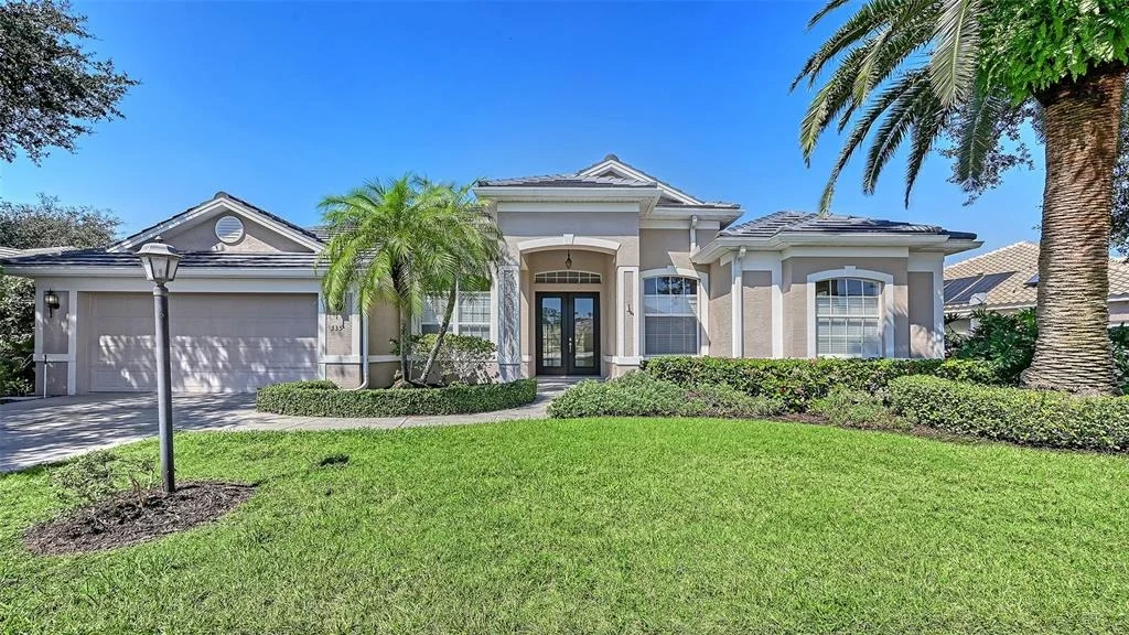 Photo of 335 PARK TRACE BOULEVARD
