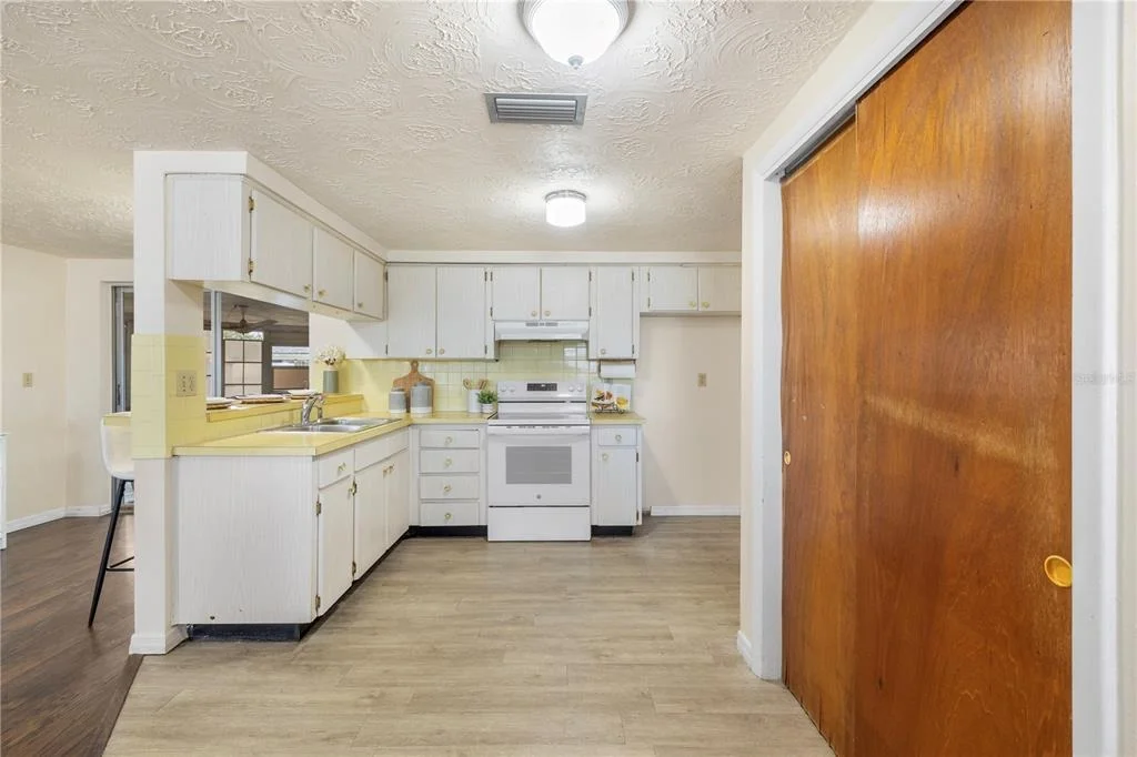Photo of 3352 HOOVER DRIVE
