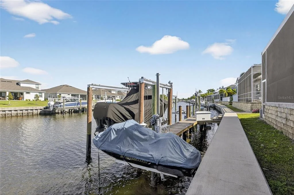 Photo of 719 ISLEBAY DRIVE