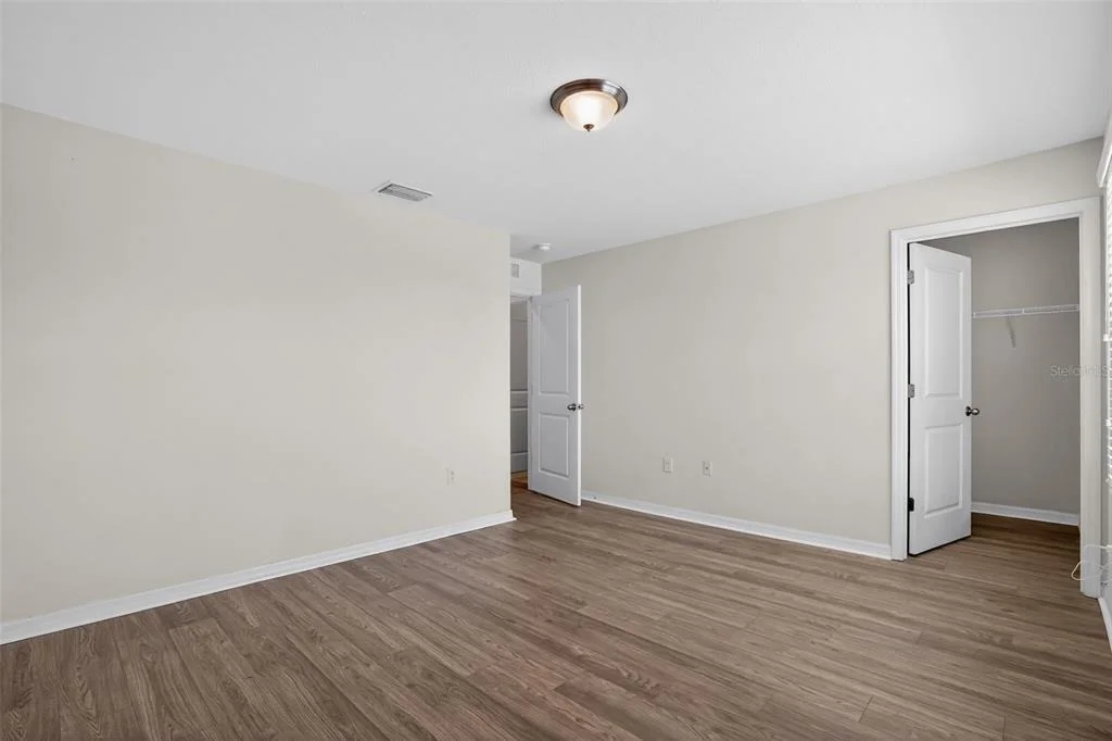 Photo of 11406 WARREN OAKS PLACE
