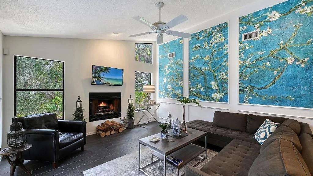 Photo of 721 FORESTVIEW DRIVE