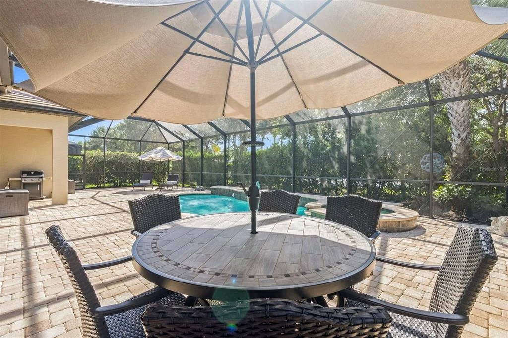 Photo of 16293 CAMDEN LAKES CIRCLE