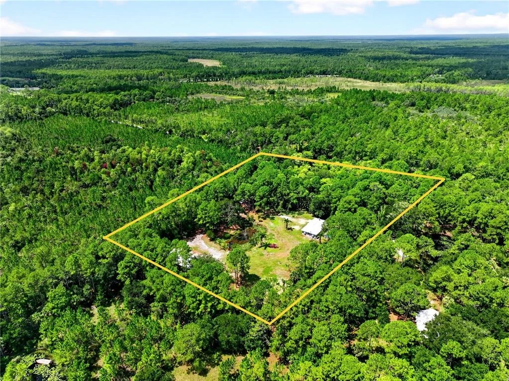 Photo of 590 COUNTY ROAD 325