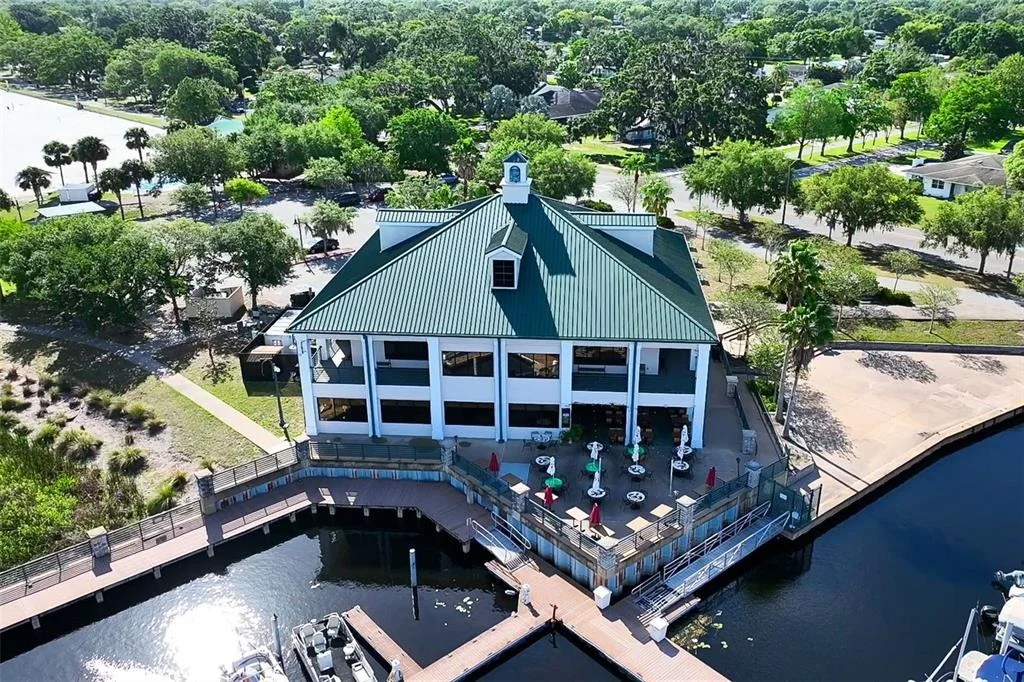 Photo of 910 WHISLER COURT