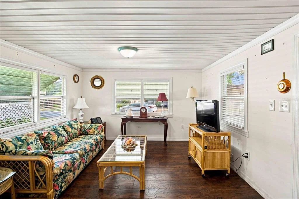 Photo of 3321 CAROL DRIVE